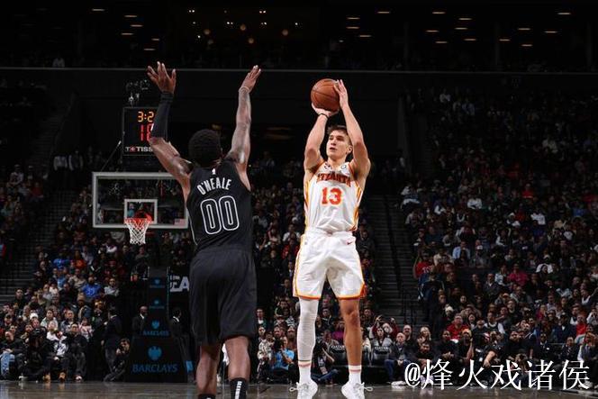 贡献有限！波格丹全场出战19分钟，6投2中得到7分3篮板3助攻